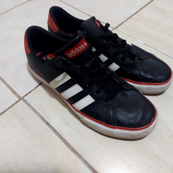 Adidas sneakers - Picture 2 of 3